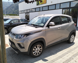 Suv Mahindra Kuv 100