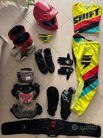 Abbigliamento tecnico motocross enduro