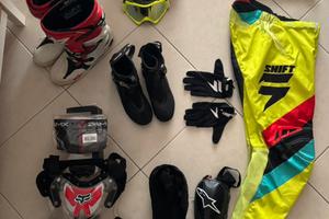 Abbigliamento tecnico motocross enduro