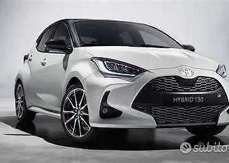 Ricambi toyota yaris 2023