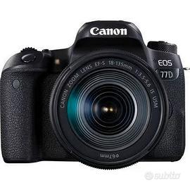 Canon EOS 77D + EF‑S 18‑135IS – Kit Usato