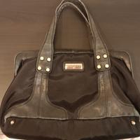 Borsa nera con inserti in pelle