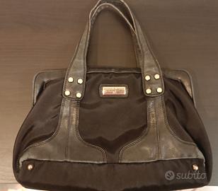 Borsa nera con inserti in pelle