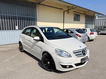 Mercedes-benz B 200 CDI Premium neopatentati