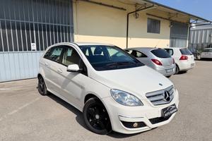 Mercedes-benz B 200 CDI Premium neopatentati