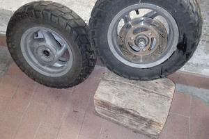 gomme con cerchio scooter stalker 