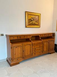 Mobile credenza in arte povera