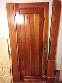 Porta da interno in legno larice massello