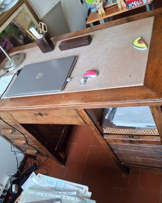 Scrivania / Scrittoio in legno d'epoca