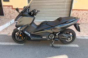 Yamaha TMaX 530 Dx