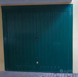 Portone garage basculante 