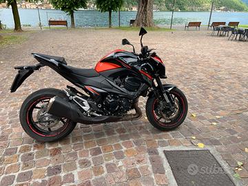 Kawasaki Z800e abs - Solo 9.900 km - Pari al nuovo