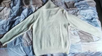 maglione bianco collo alto