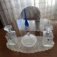  N.2 DECANTER PER WHISKY E N.2 OGGETTI DI MURANO