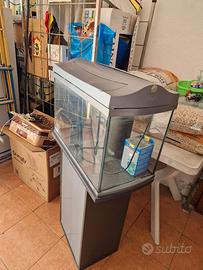 acquario  con mobile anta vetro