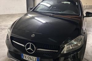 MERCEDES-BENZ A 160 d Automatic Executive