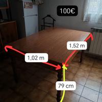 tavolo cucina in legno con cassettino