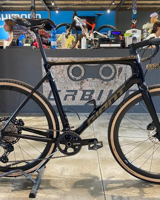 GIANT TCX