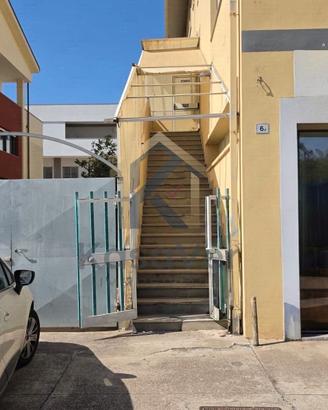 Locale CAT. C4 -370 mq Unico Livello con Ascensore