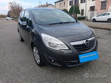 Opel Meriva 2011---1.4 Benzina