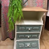 Mobiletto shabby