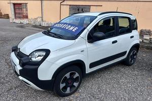 FIAT - Panda - 1.0 FireFly S&S Hybrid City Cross