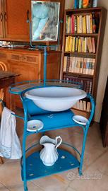 Antico lavandino/Toilette da camera  