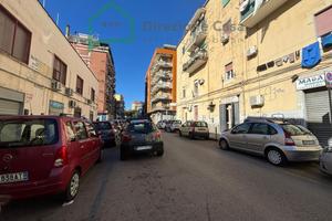 Via Alfonso D'Avalos