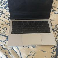 Mac Book pro M1 2021