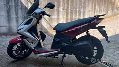 scooter Kimco Super 8 50 2T