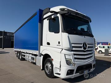 Mercedes actros 2543 centinato 9,60 metri con spon