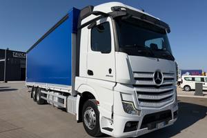 Mercedes actros 2543 centinato 9,60 metri con spon