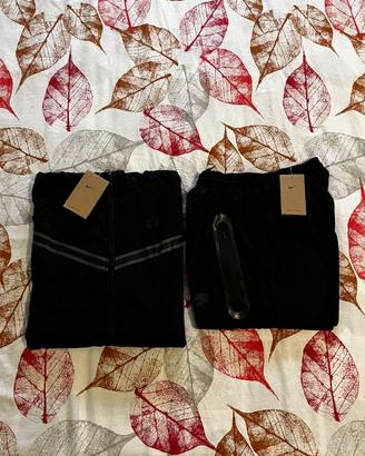 Nike Tech Fleece Black Set - NUOVA con cartellini