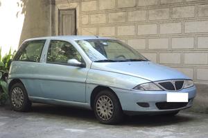 Lancia Y 1.2 DoDo del 2002 - problema al motore