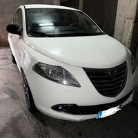 Lancia Ypslon