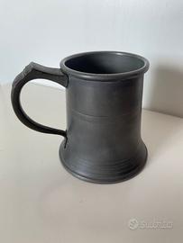 Boccale mezza pinta con manico vintage in peltro.