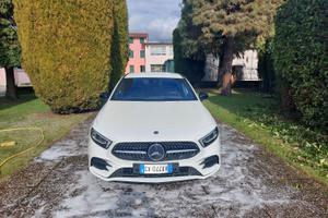 Mercedes A200 - Premium AMG