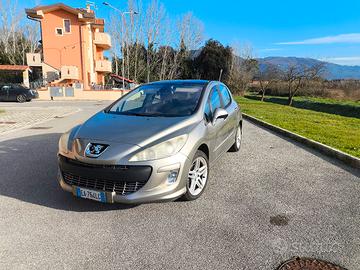 Peugeot 308 1.6 HDi Feline 