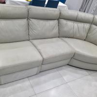 DIVANO GRIGIO MEZZALUNA CON RECLINER MARCA DOIMO