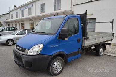 IVECO Daily 2.3 115CV CASSONE FISSO 142000 KM