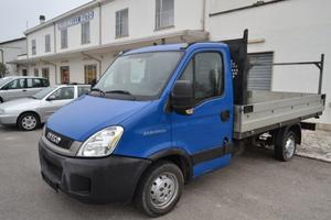IVECO Daily 2.3 115CV CASSONE FISSO 142000 KM
