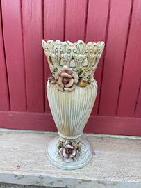 Vaso ceramica Bassano dipinto a mano rose rilievo