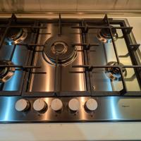 piano cottura 5 fuochi Whirlpool 