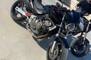 Honda hornet 600