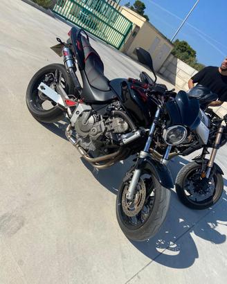 Honda hornet 600