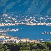 CASA CON PISCINA, GIARDINO E TERRAZZA con BARBECUE
