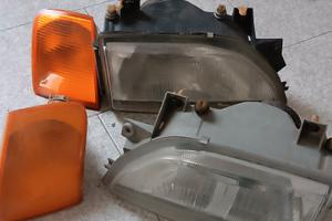 Fanali e frecce anteriori per Ford Escort del 91