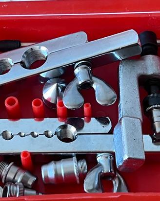 Cartellatrice per tubi in rame o aria condizionata