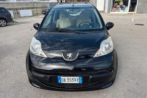 PEUGEOT 107 1000 BENZINA 5 PORTE D'EPOCA