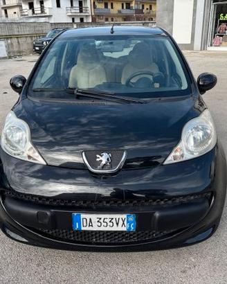 PEUGEOT 107 1000 BENZINA 5 PORTE D'EPOCA